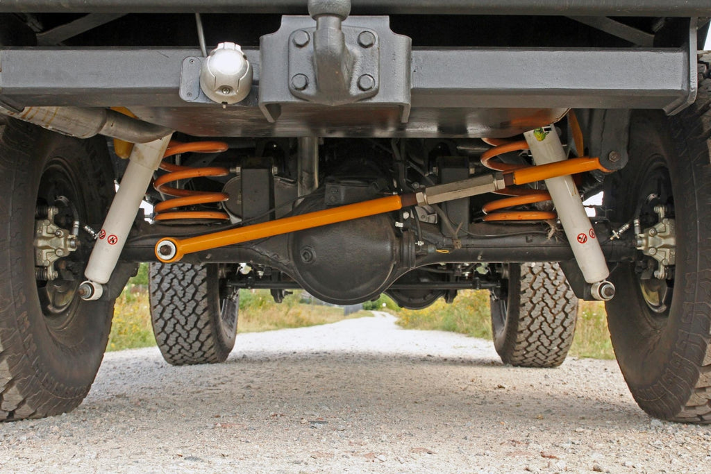 Einstellbarer Panhardstab (hinten) Nissan Patrol Y60 & Y61 (1987–2001)