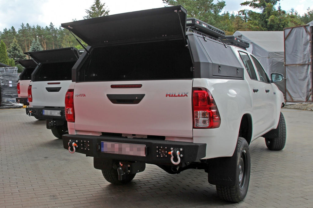 Stahl-Heckstoßstange Toyota Hilux 8 Revo