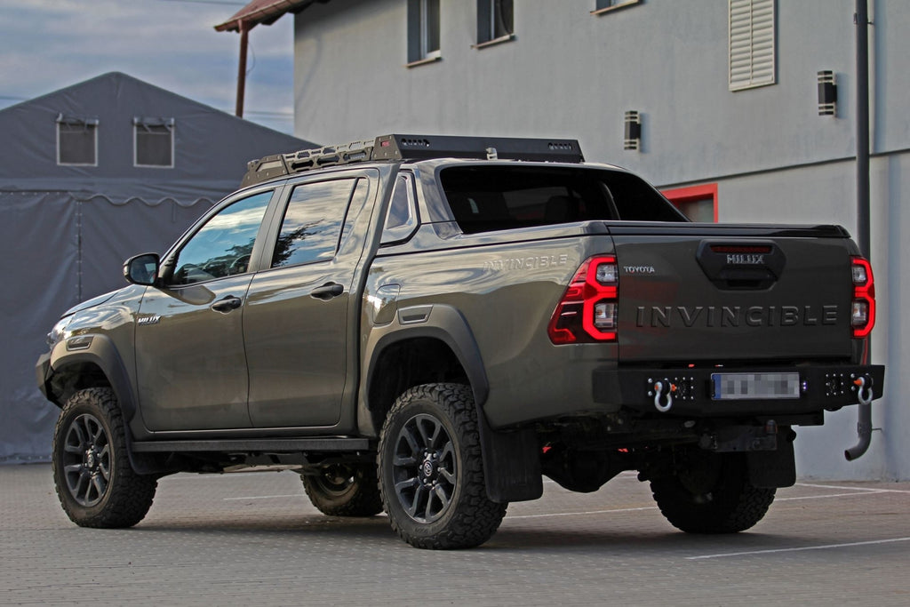 Stahl-Heckstoßstange Toyota Hilux 8 Revo