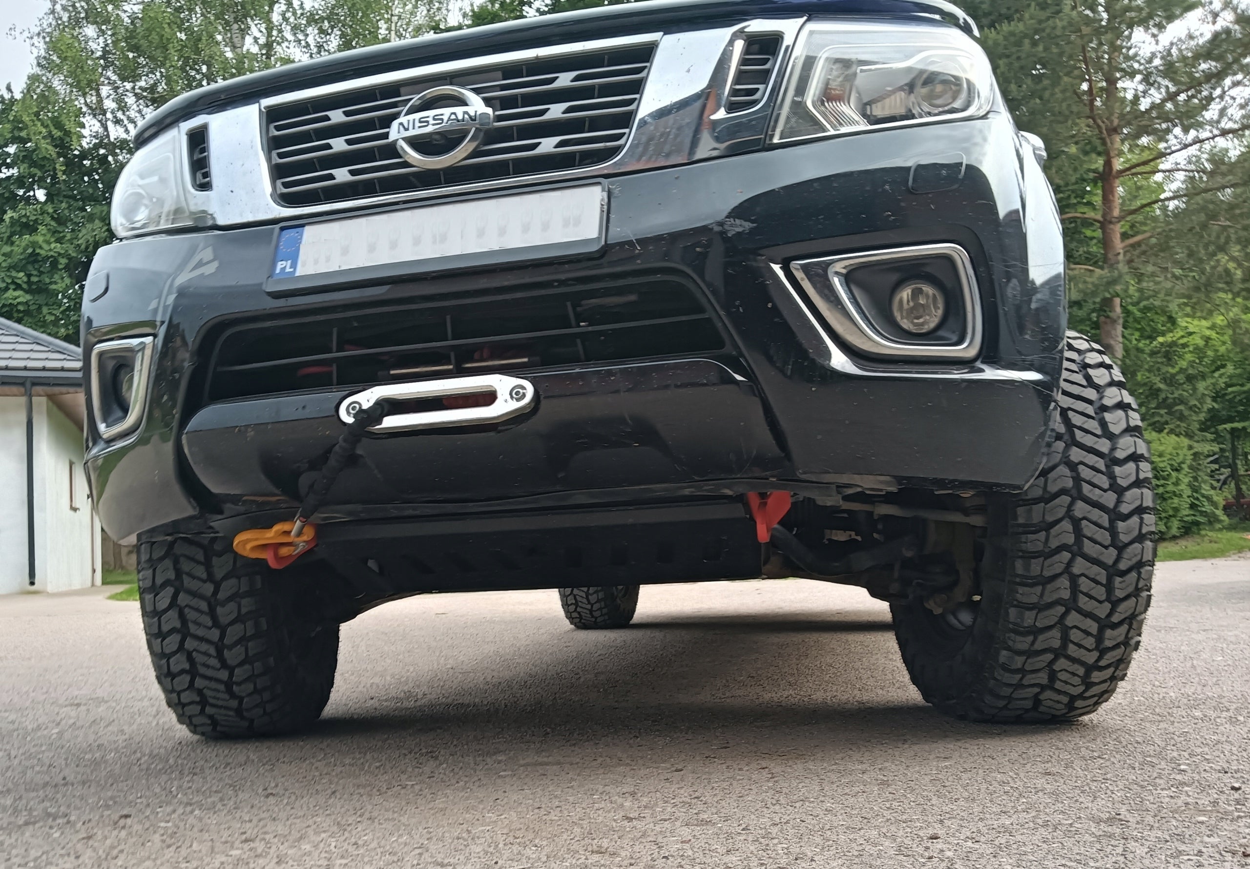 Recovery Eyes / Tow Hooks (Set) – Nissan Navara D23