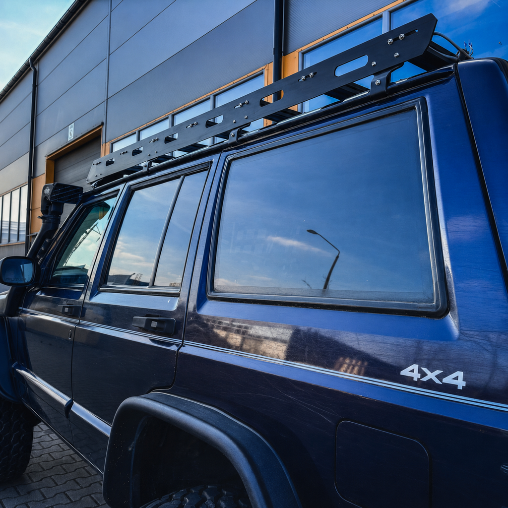 Jeep Cherokee XJ Dachträger mit Zubehör-Montagefläche