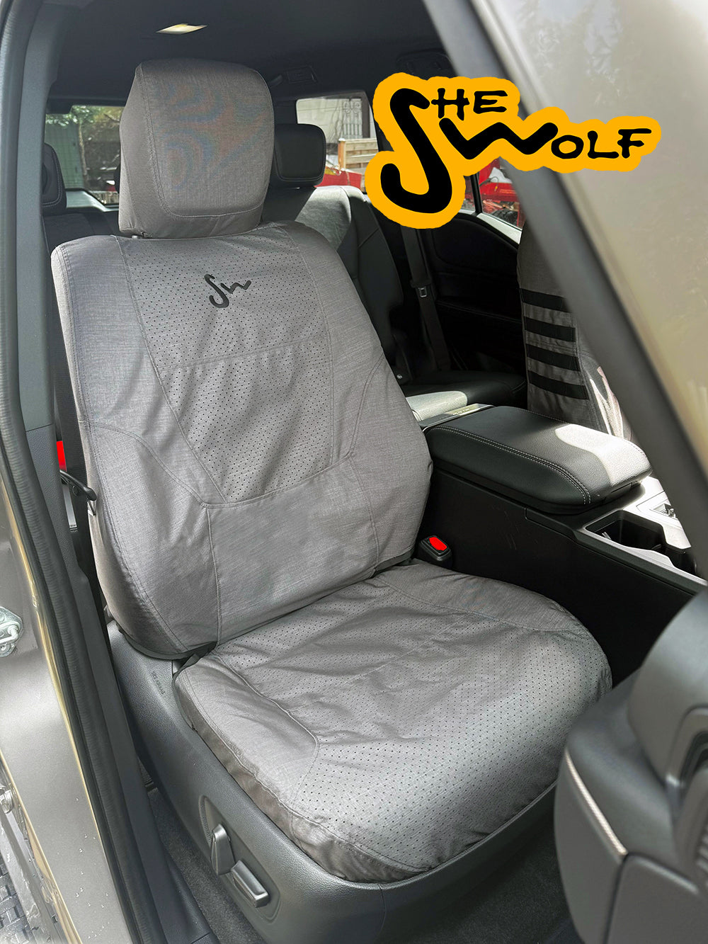 Seat covers - Organizer set for the front of the Toyota Land Cruiser J250