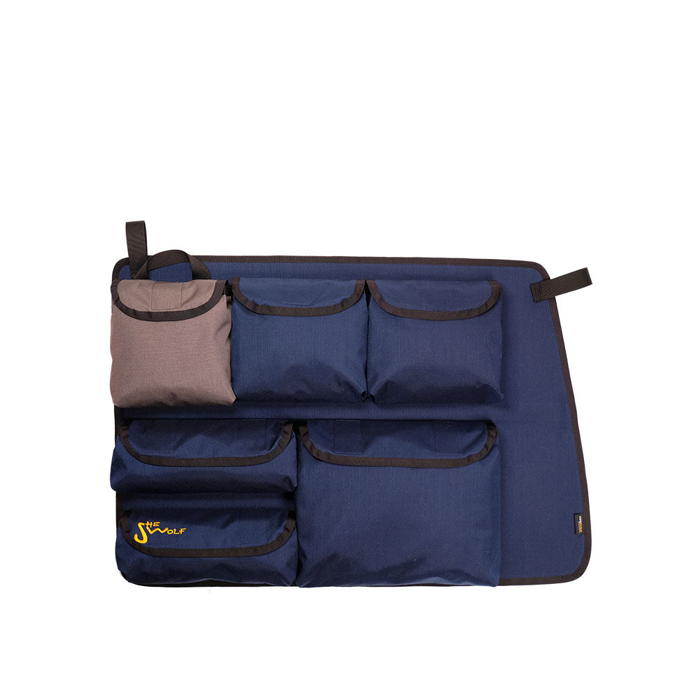 Window pocket organizer for the right side window of a VW T4 short wheelbase (with ventilation in the A-pillar) with removable pocket