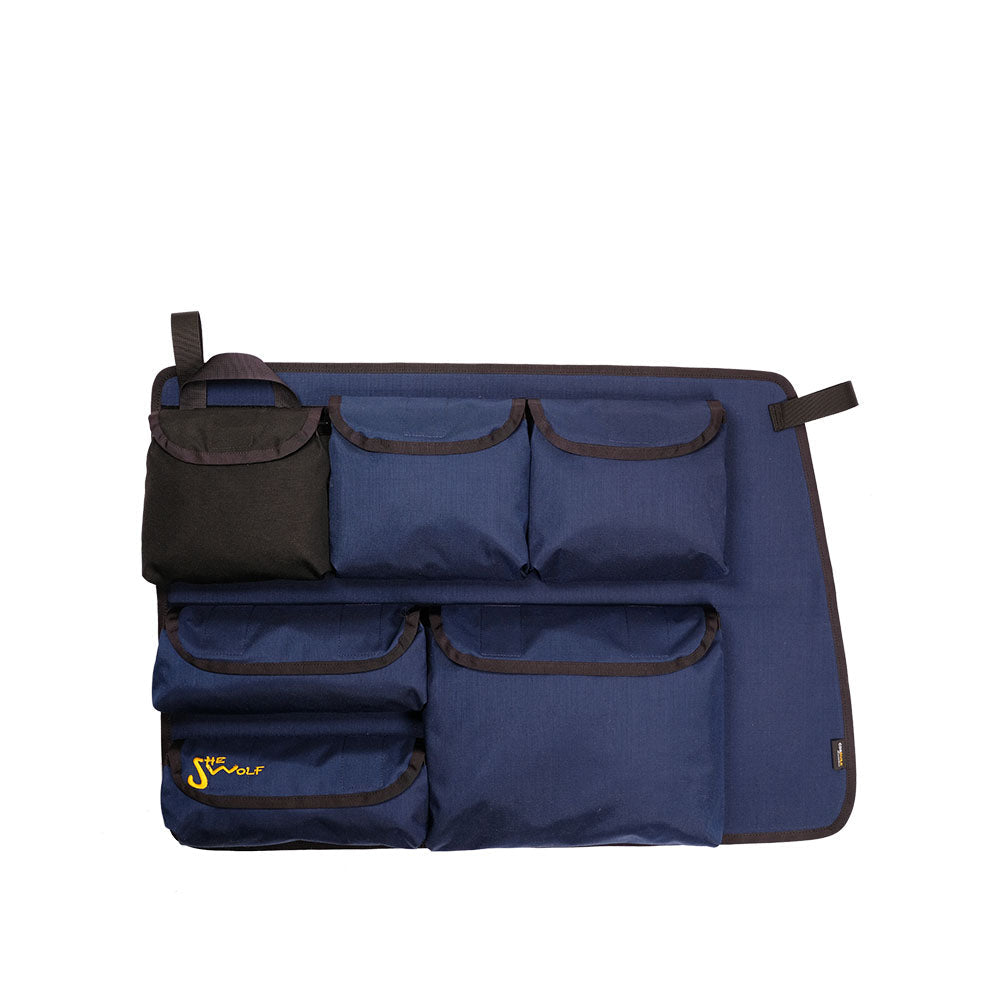 Window pocket organizer for the right side window of a VW T4 short wheelbase (with ventilation in the A-pillar) with removable pocket