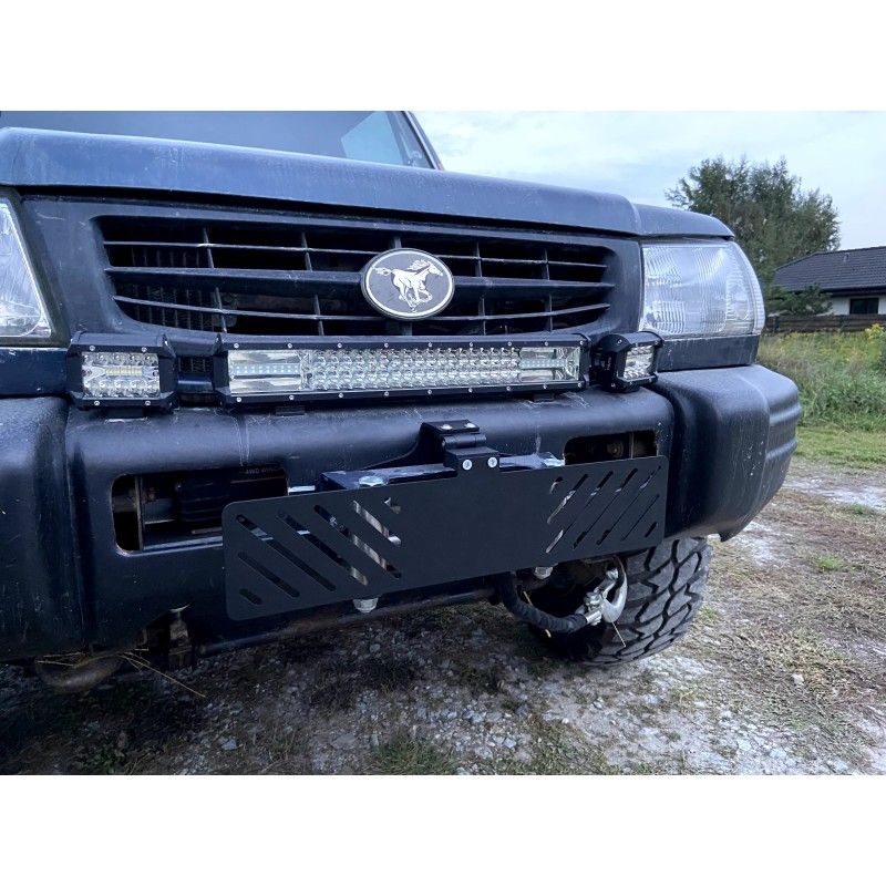 Folding license plate holder for winch
